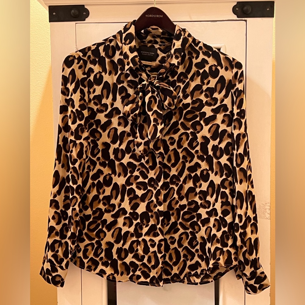 Scotch and Soda leopard blouse Size M new with tag
